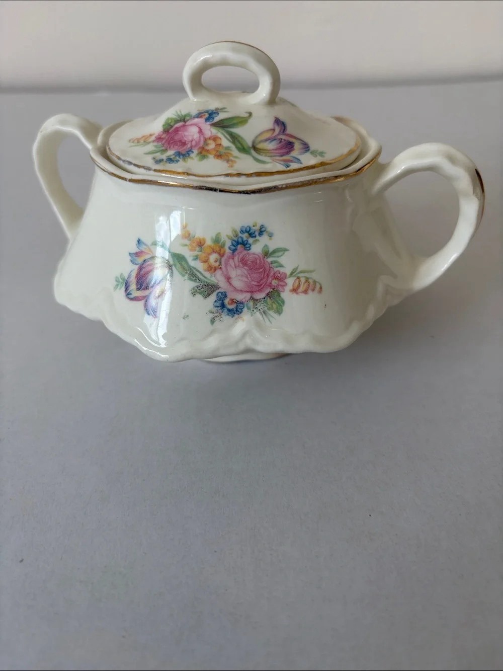 Porcelain Floral Sugar Bowl with Lid - White and Pink